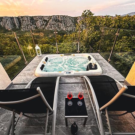 Summer House Nika With Jacuzzi Slime Dış mekan fotoğraf