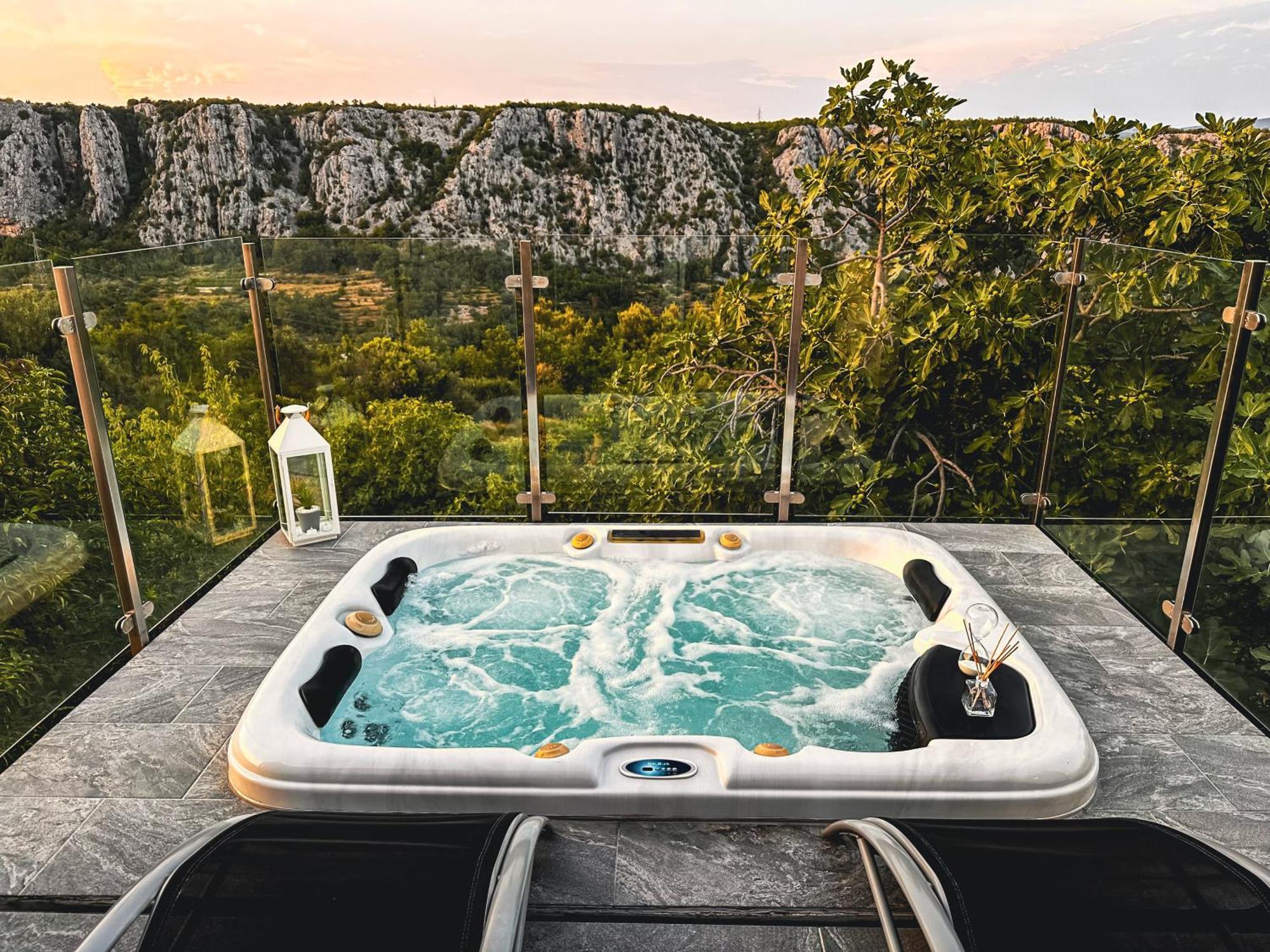 Summer House Nika With Jacuzzi Slime Dış mekan fotoğraf